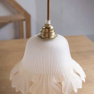 Suspension rétro en verre « Pivoine »