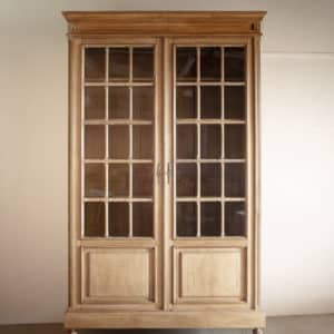 Grande vitrine en chêne « Augustine »