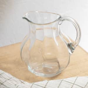 Pichet en verre blanc « Lison »