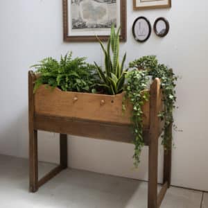 Ancien lit bébé en bois « Augustine »